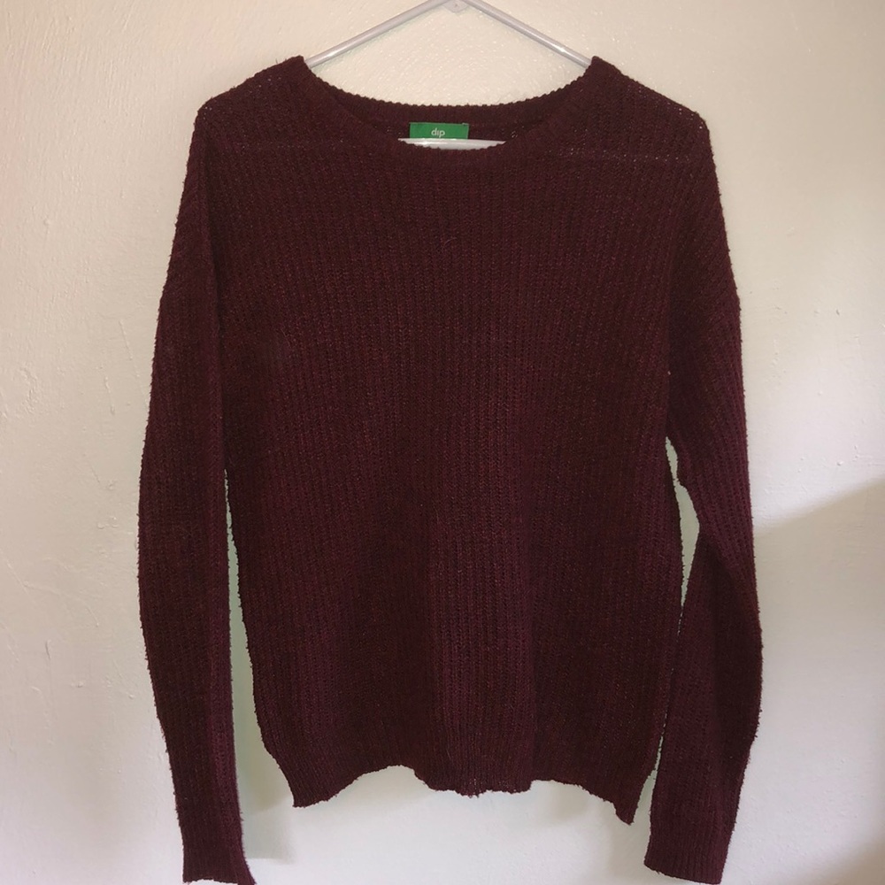 Comfy maroon sweater